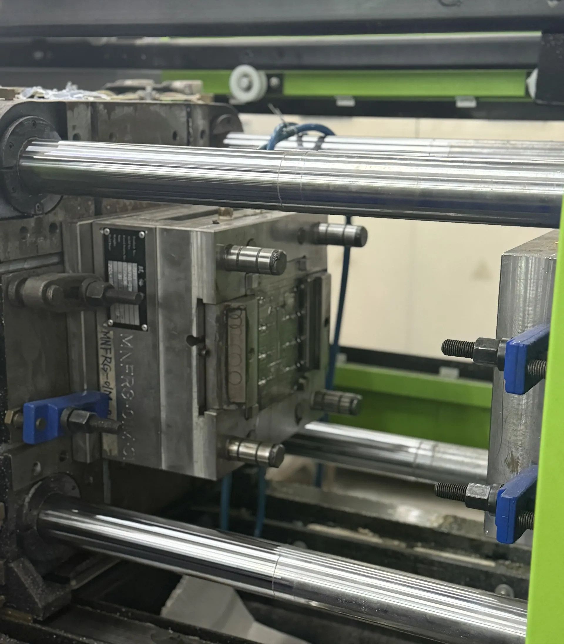 Produksi pencetakan injeksi